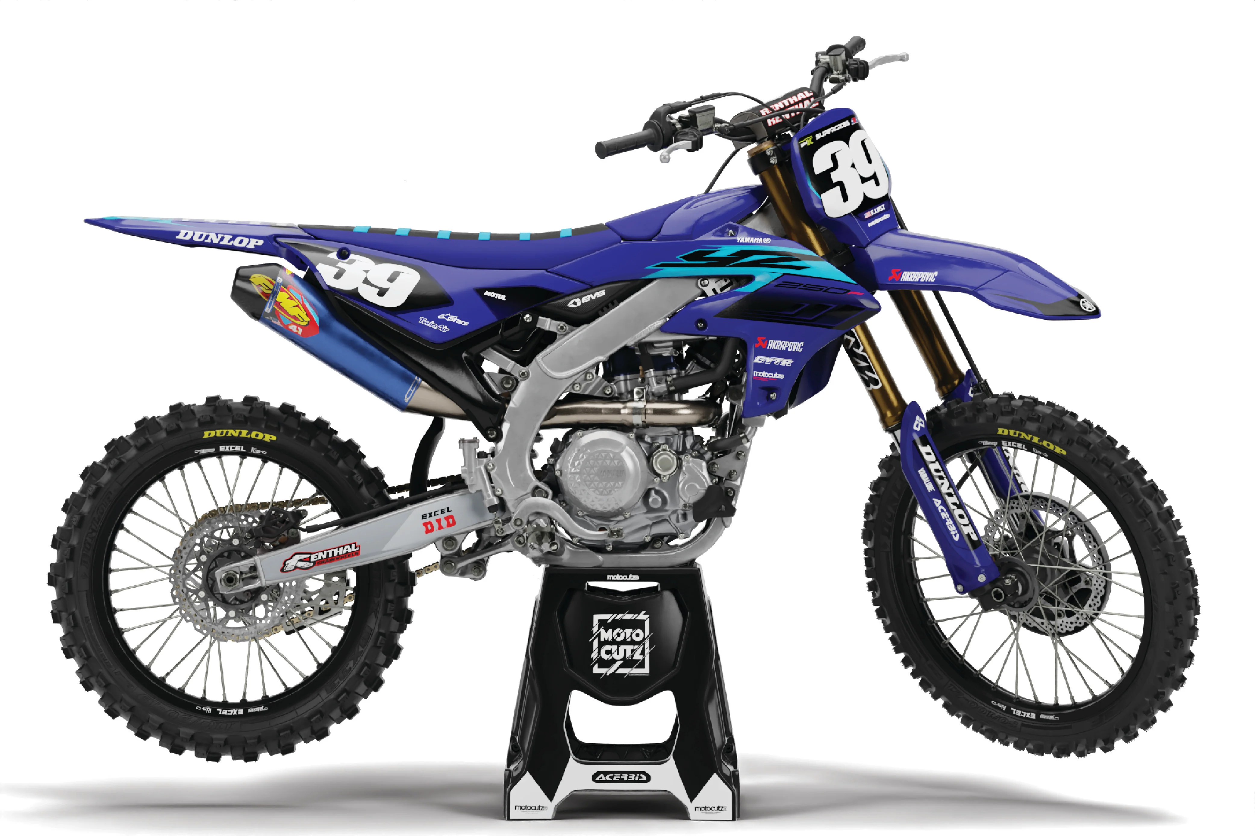 YAMAHA